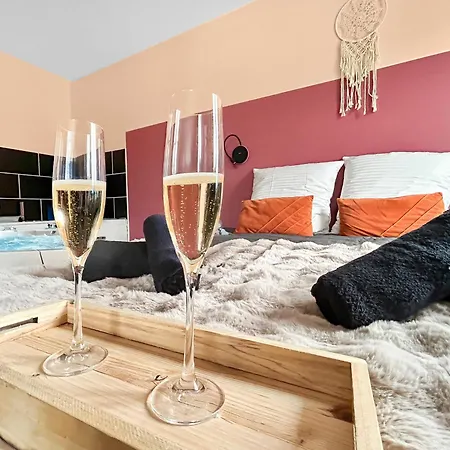 Apartamento Balnéo Privée Wifi Fibre Chic&détente Romantique *